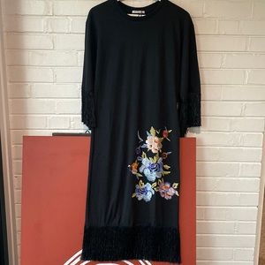 Zara floral embroidered jersey dress with fringe hemline and sleeves
